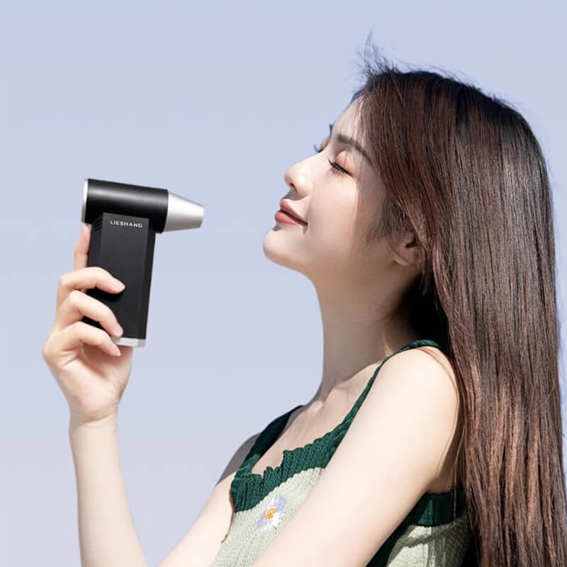 Mobie Compact Ultra-High Wind Power Fan with 110,000 RPM Black