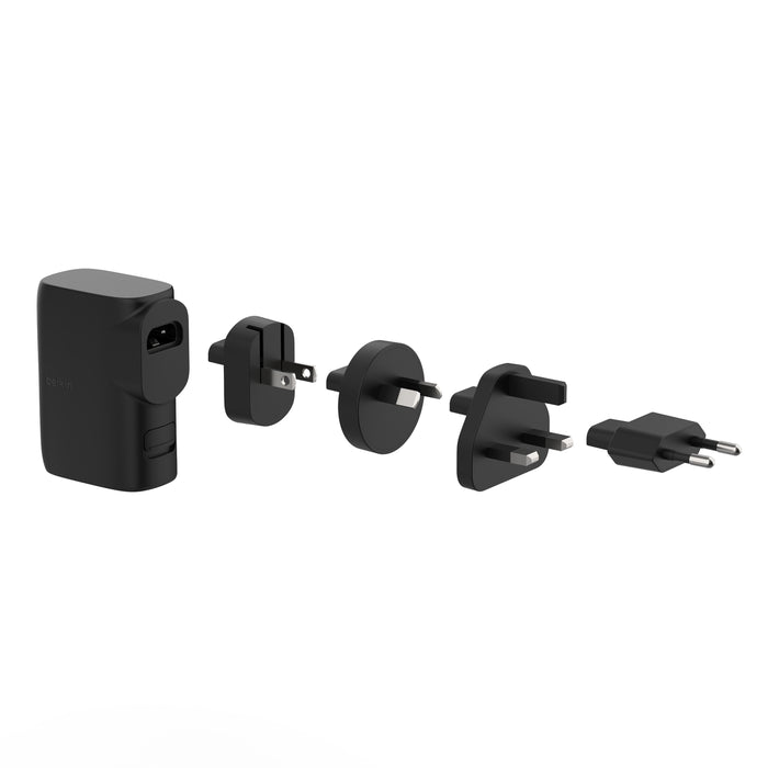 Belkin BoostCharge Hybrid Wall Charger 25W & Power Bank 5K & Travel Adapter Kit