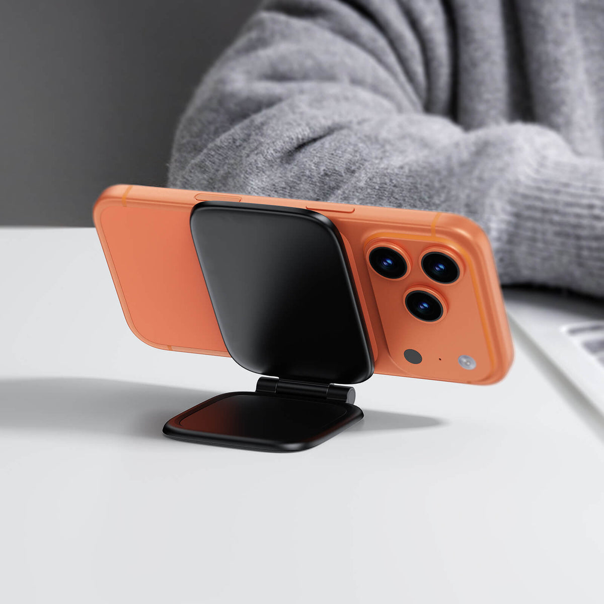Acefast Ultra Thin Foldable Magnetic Car Dashboard Phone Stand E46