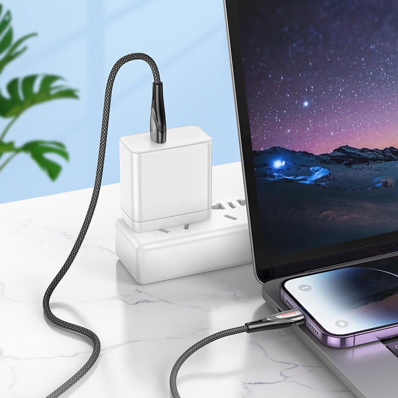 hoco Nylon Braided Lighting to USB-A 2.4A Charging Data Cable 1.2m U133