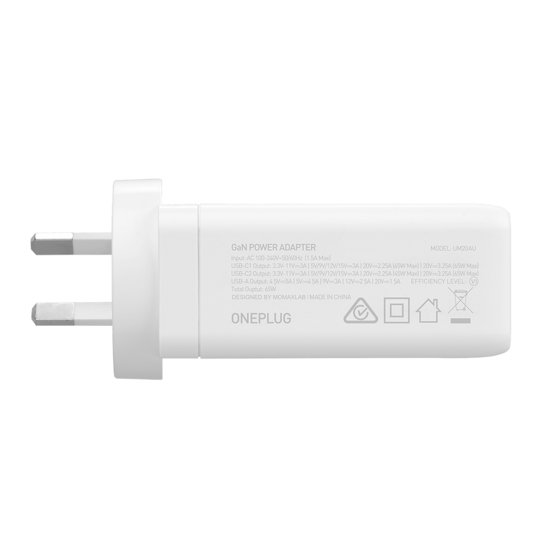 Momax One Plug 65W 3-Port GaN Wall Charger Dual USB-C and USB-A UM20
